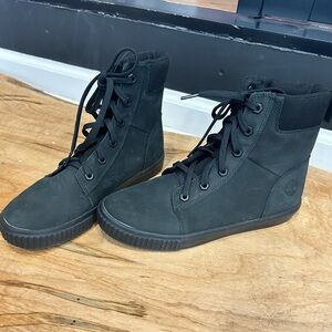 Timberland Black High-Top Shoes